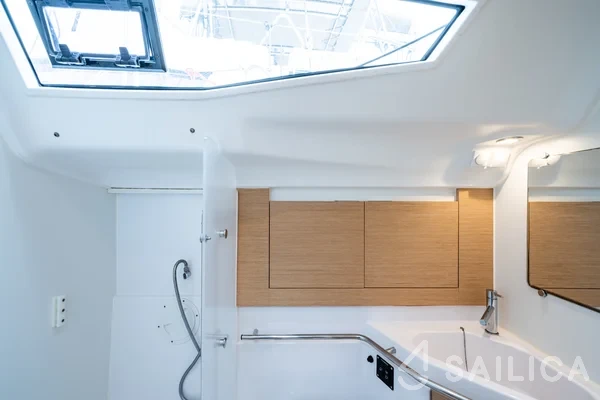 Elan 45 - Yacht Charter Sailica