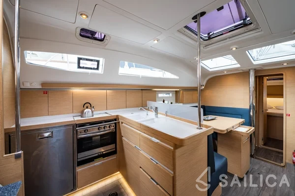 Elan 45 - Yacht Charter Sailica