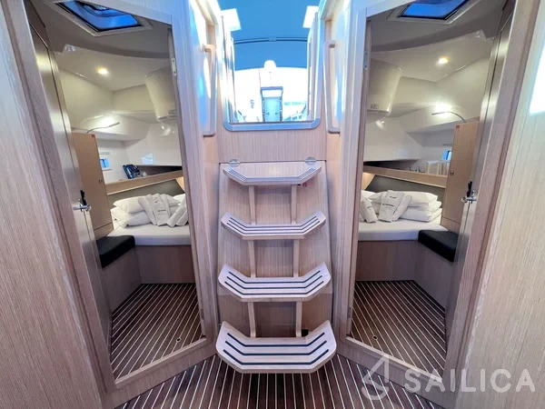 Bavaria 46 Cruiser - Yacht Charter Sailica