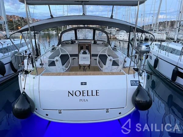 Bavaria 46 Cruiser - Yacht Charter Sailica