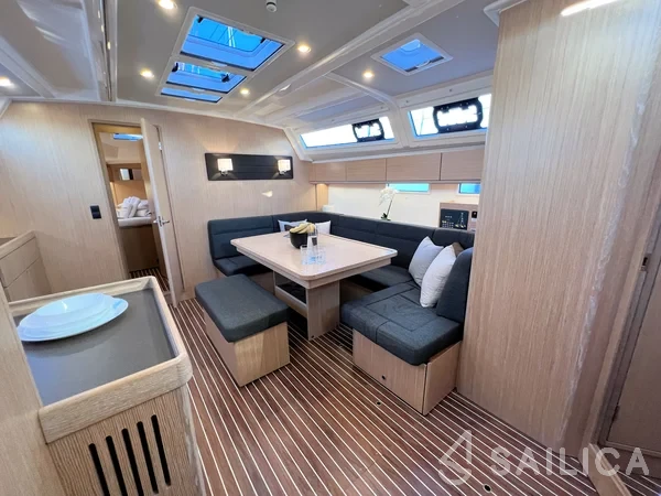 Bavaria 46 Cruiser - Yacht Charter Sailica