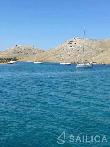 Lagoon 450  Flybridge - Yacht Charter Sailica