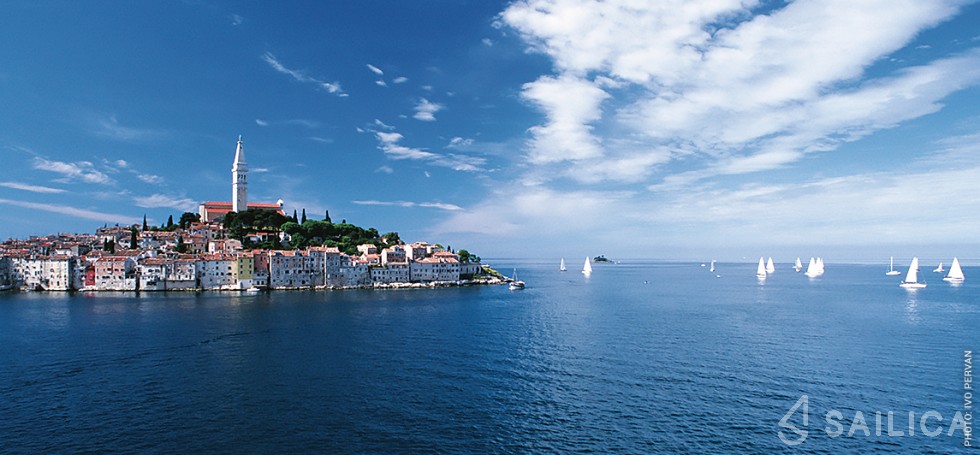 Lagoon 450  Flybridge - Yacht Charter Sailica