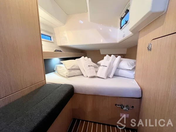Bavaria 41 Cruiser - Yacht Charter Sailica