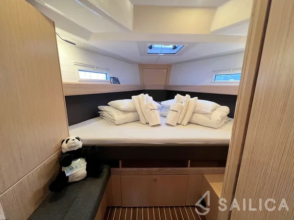 Bavaria 41 Cruiser - Yacht Charter Sailica