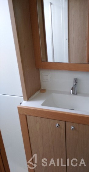 Lagoon 39 - Yacht Charter Sailica