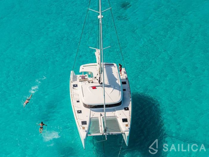 Lagoon 39 - Yacht Charter Sailica