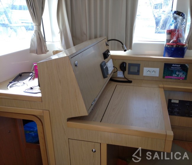 Lagoon 39 - Yacht Charter Sailica