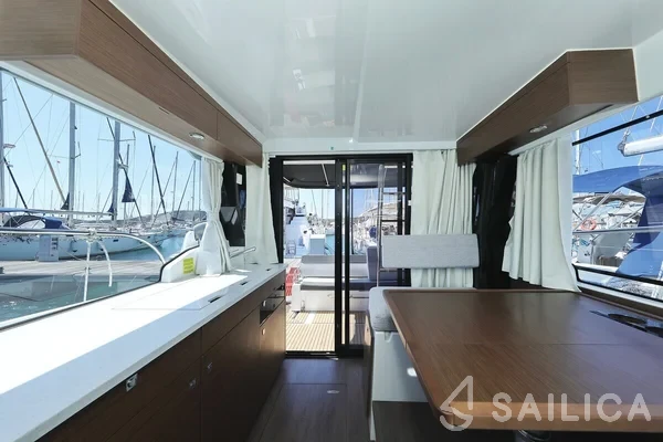 Merry Fisher 1095 FLY - Yacht Charter Sailica