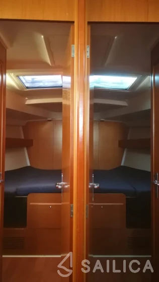 Cyclades 50.4 - Yacht Charter Sailica