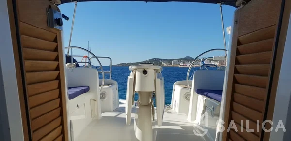 Cyclades 50.4 - Yacht Charter Sailica