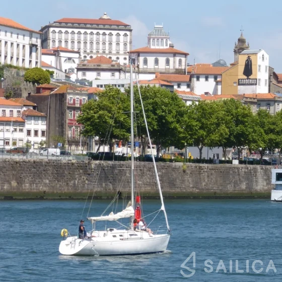 Dufour 32 - Yacht Charter Sailica