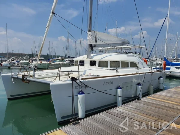 Lagoon 380 - Yacht Charter Sailica