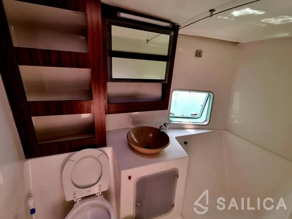 Mahe 36 Evolution - Yacht Charter Sailica