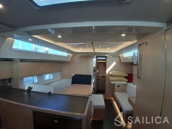 Bavaria C45 - Yacht Charter Sailica