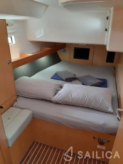 Bavaria 46 Cruiser - Yacht Charter Sailica