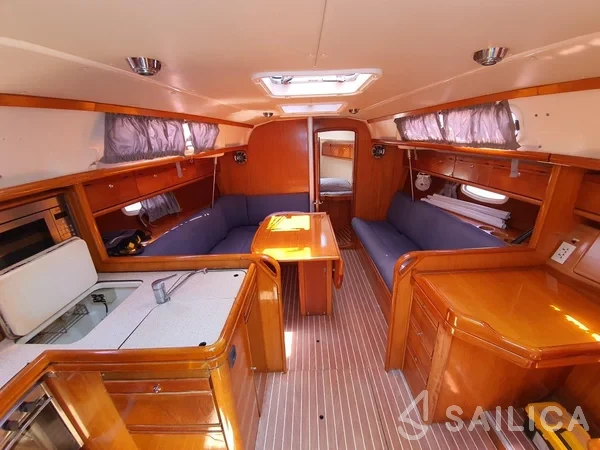 Bavaria 34 Cruiser - Yacht Charter Sailica