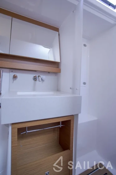 Dufour 530 - Yacht Charter Sailica