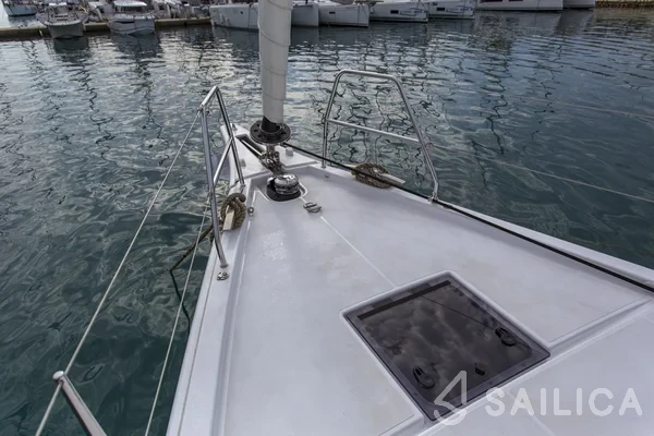 Dufour 530 - Yacht Charter Sailica