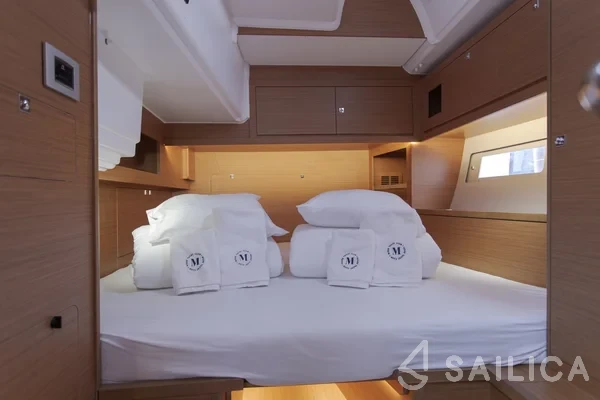 Dufour 530 - Yacht Charter Sailica