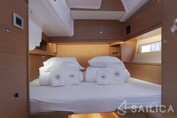 Dufour 530 - Yacht Charter Sailica