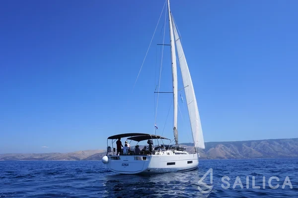 Dufour 530 - Yacht Charter Sailica