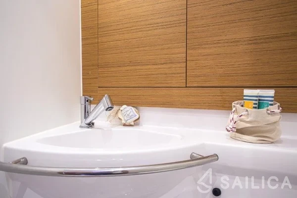 Elan 40 Impression - Yacht Charter Sailica