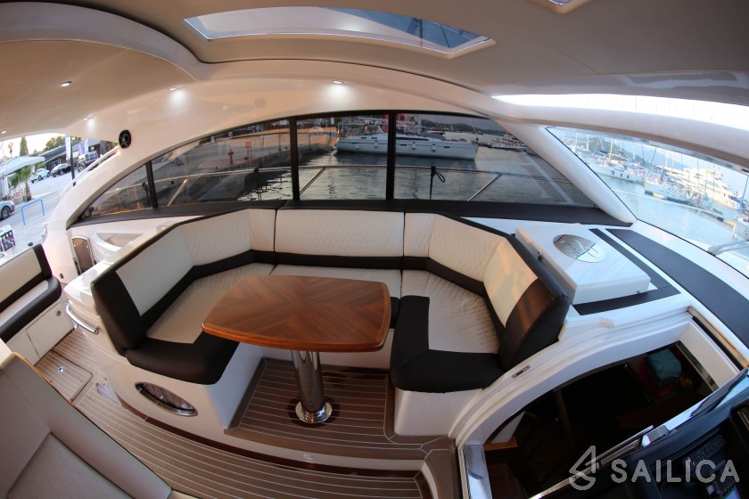 Princess V53 - Yacht Charter Sailica