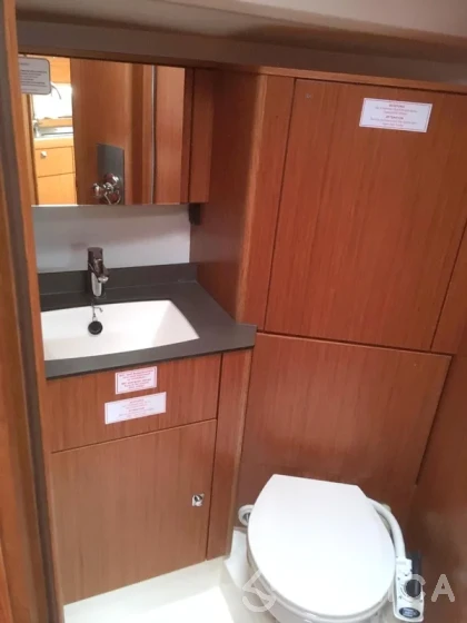 Bavaria 41 Cruiser - Yacht Charter Sailica