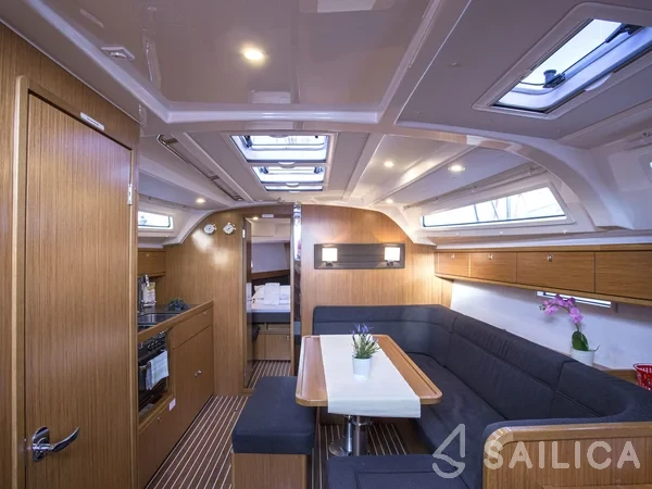 Bavaria 41 Cruiser - Yacht Charter Sailica