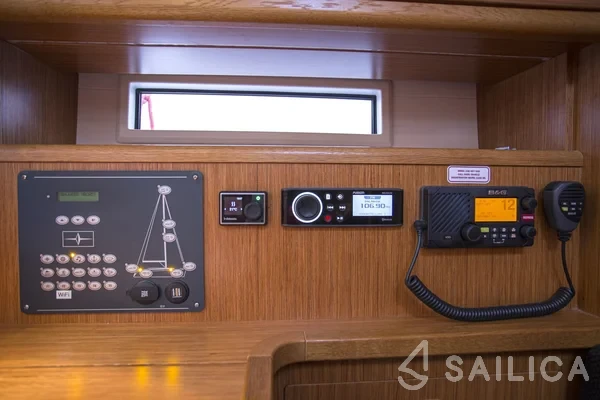 Bavaria 41 Cruiser - Yacht Charter Sailica