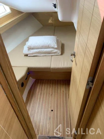 Elan Impression 45.1 - Photo #64 Elan Impression 45.1 - Yacht Charter Sailica