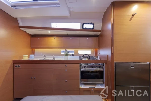 Dufour 460 GL - Yacht Charter Sailica