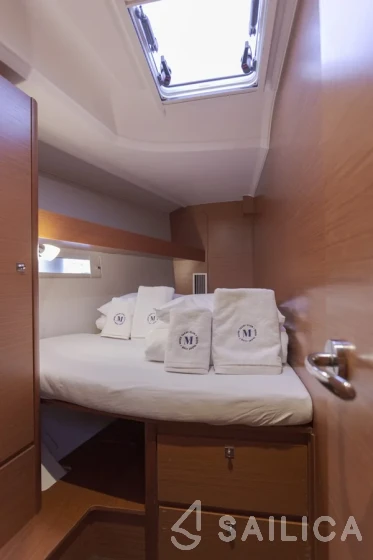 Dufour 460 GL - Yacht Charter Sailica