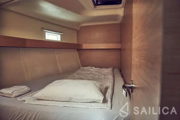 Elan 50 Impression - Yacht Charter Sailica