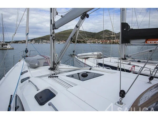 Elan 50 Impression - Yacht Charter Sailica
