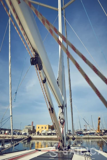Bavaria 46 Cruiser - Yacht Charter Sailica