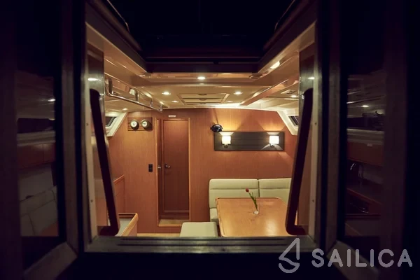 Bavaria 46 Cruiser - Yacht Charter Sailica