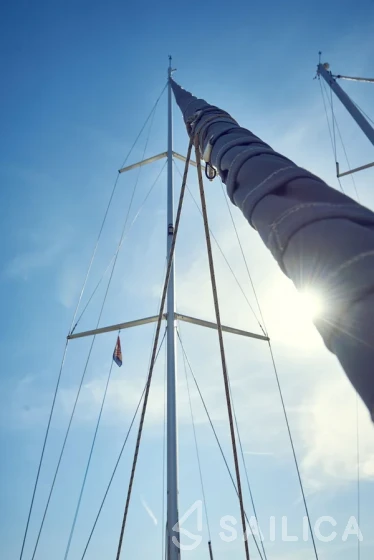 Bavaria 46 Cruiser - Yacht Charter Sailica