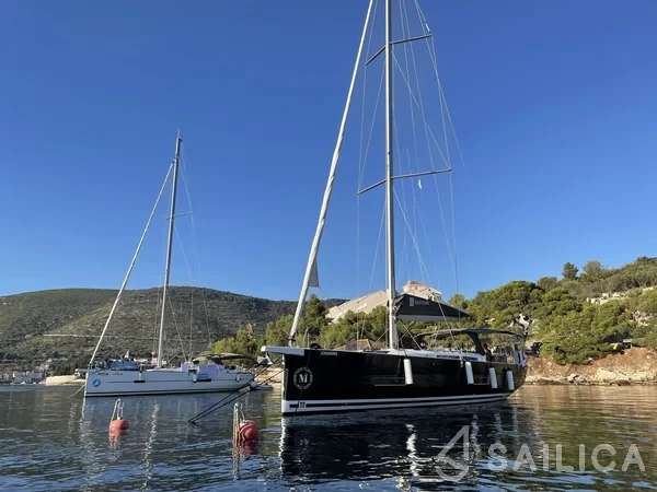 Dufour 530 - Yacht Charter Sailica