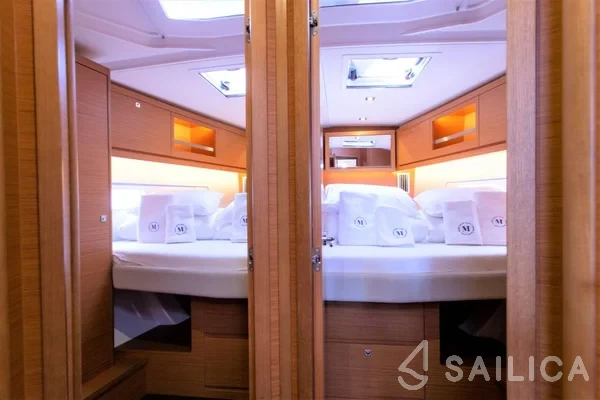 Dufour 530 - Yacht Charter Sailica