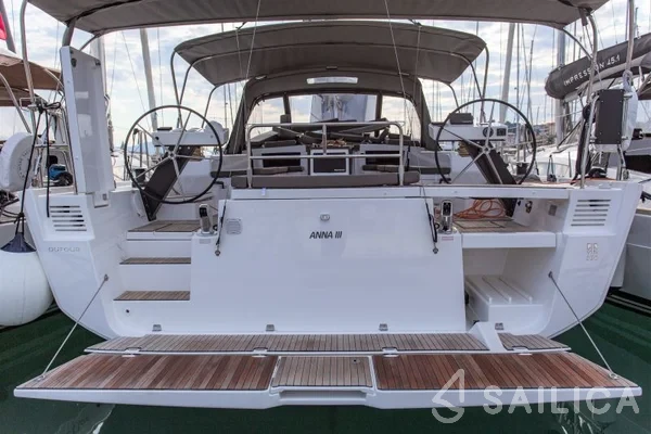 Dufour 530 - Yacht Charter Sailica