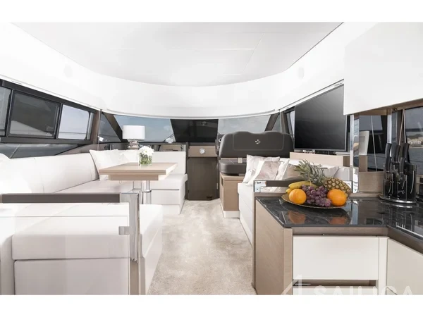 Prestige 46 - Yacht Charter Sailica