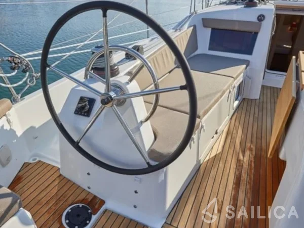Sun Odyssey 410 - Yacht Charter Sailica