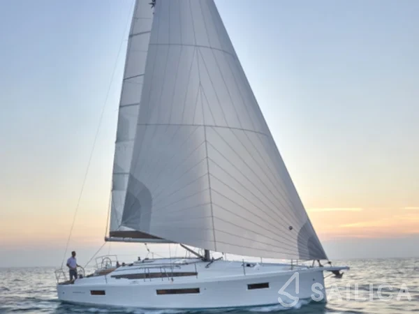 Sun Odyssey 410 - Yacht Charter Sailica
