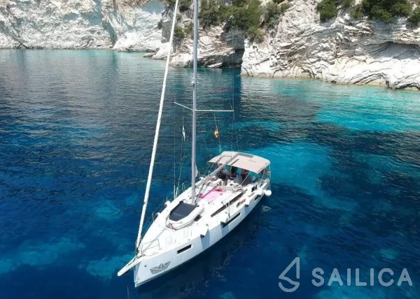 Sun Odyssey 410 - Yacht Charter Sailica