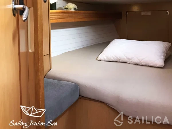 Bavaria 45 Cruiser - Yacht Charter Sailica
