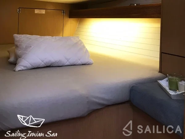Bavaria 45 Cruiser - Yacht Charter Sailica