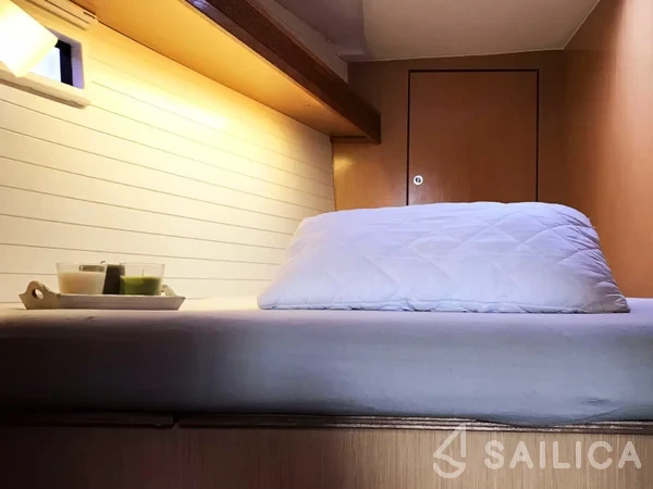 Bavaria 45 Cruiser - Yacht Charter Sailica