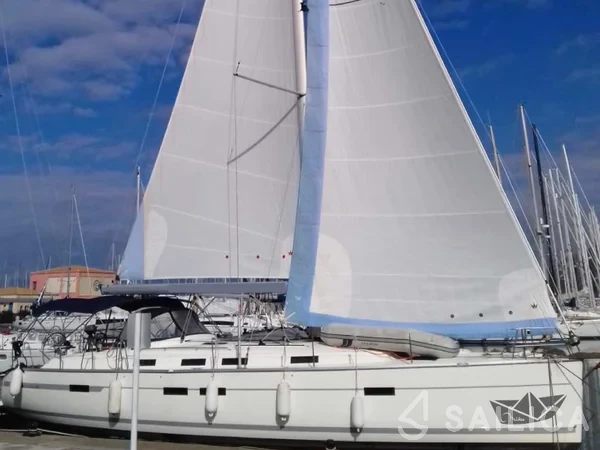 Bavaria 45 Cruiser - Yacht Charter Sailica